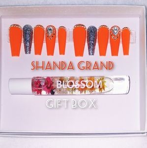 Lux Press-On Gift Box Set( Coffin Shape)